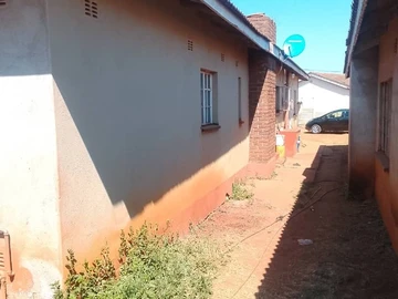 7 Bedroom House