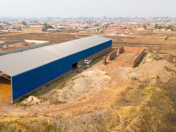 Commercial & Industrial Land