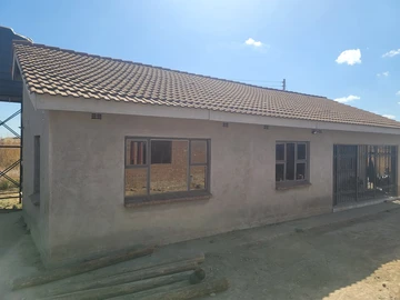 5 Bedroom House