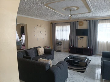 4 Bedroom House