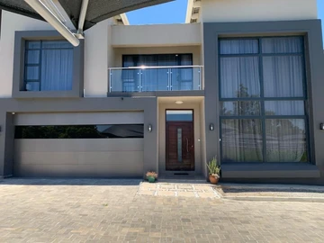 5 Bedroom Townhouse Complex